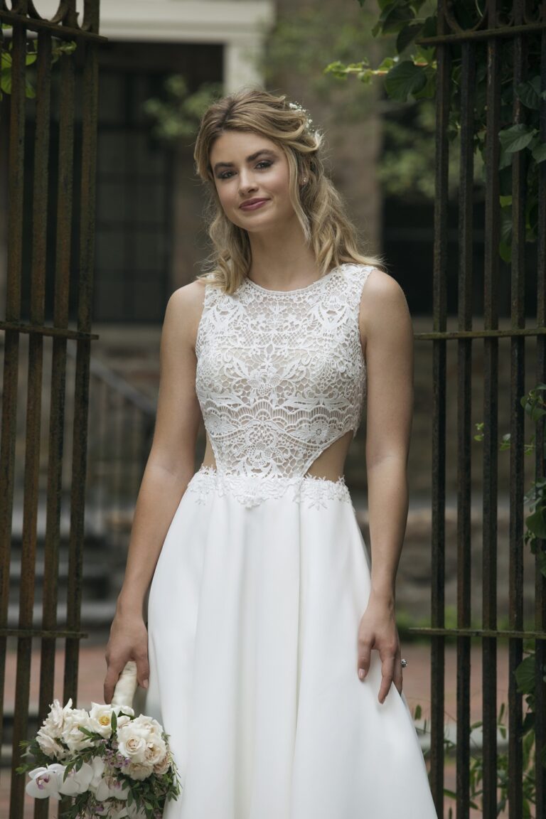 Νυφικό 44044 Jewel Neckline Lace Bodice Satin Ball Gown