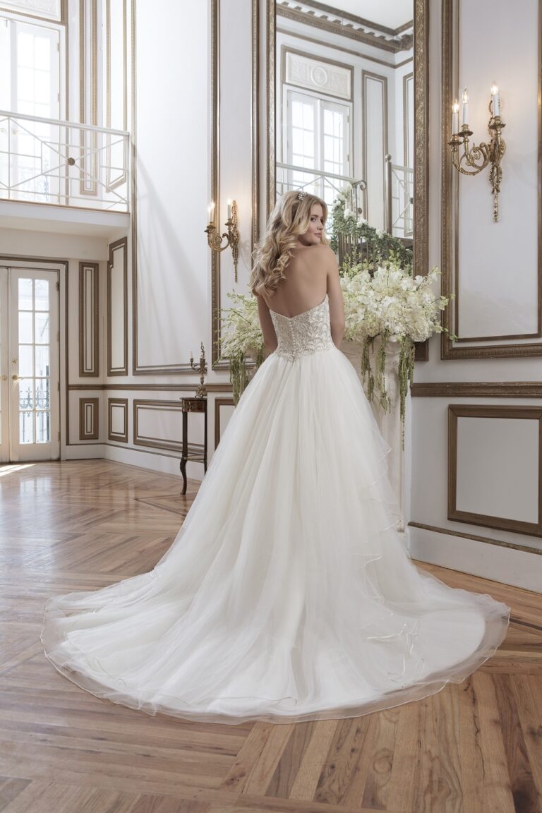 Beaded Lace and Tulle Layered Skirt Ball Gown - εικόνα 6