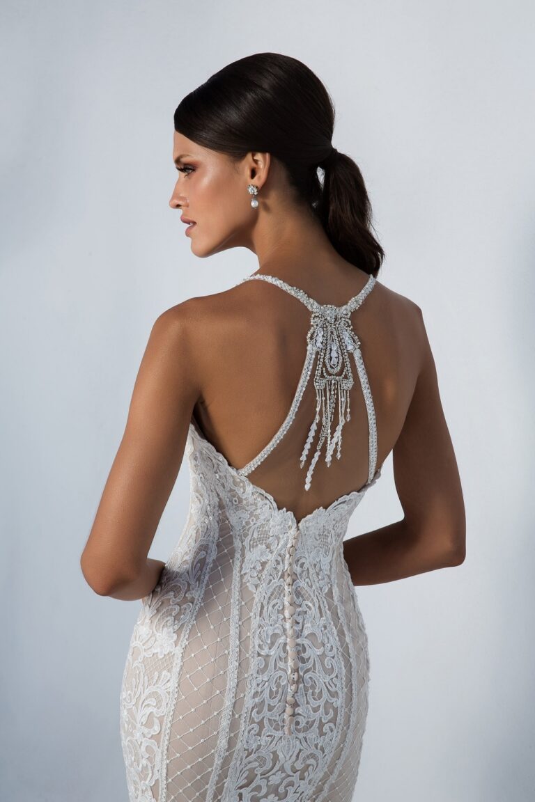 Fit and Flare Lace Gown with Beaded Back Detail - εικόνα 5