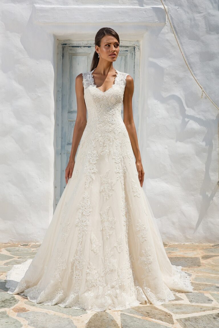 Queen Anne Neckline Lace A-Line Bridal Gown - εικόνα 3