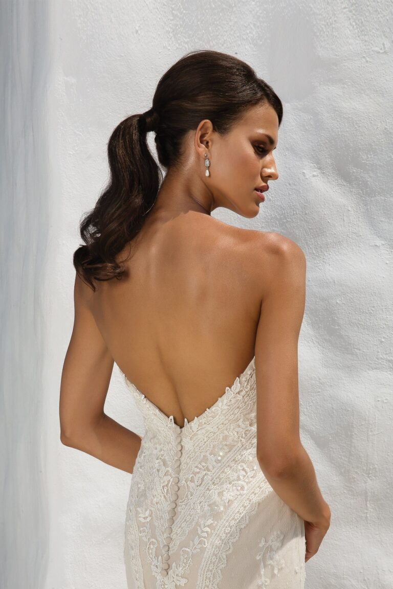 Sequined Lace Fit and Flare Wedding Dress - εικόνα 5