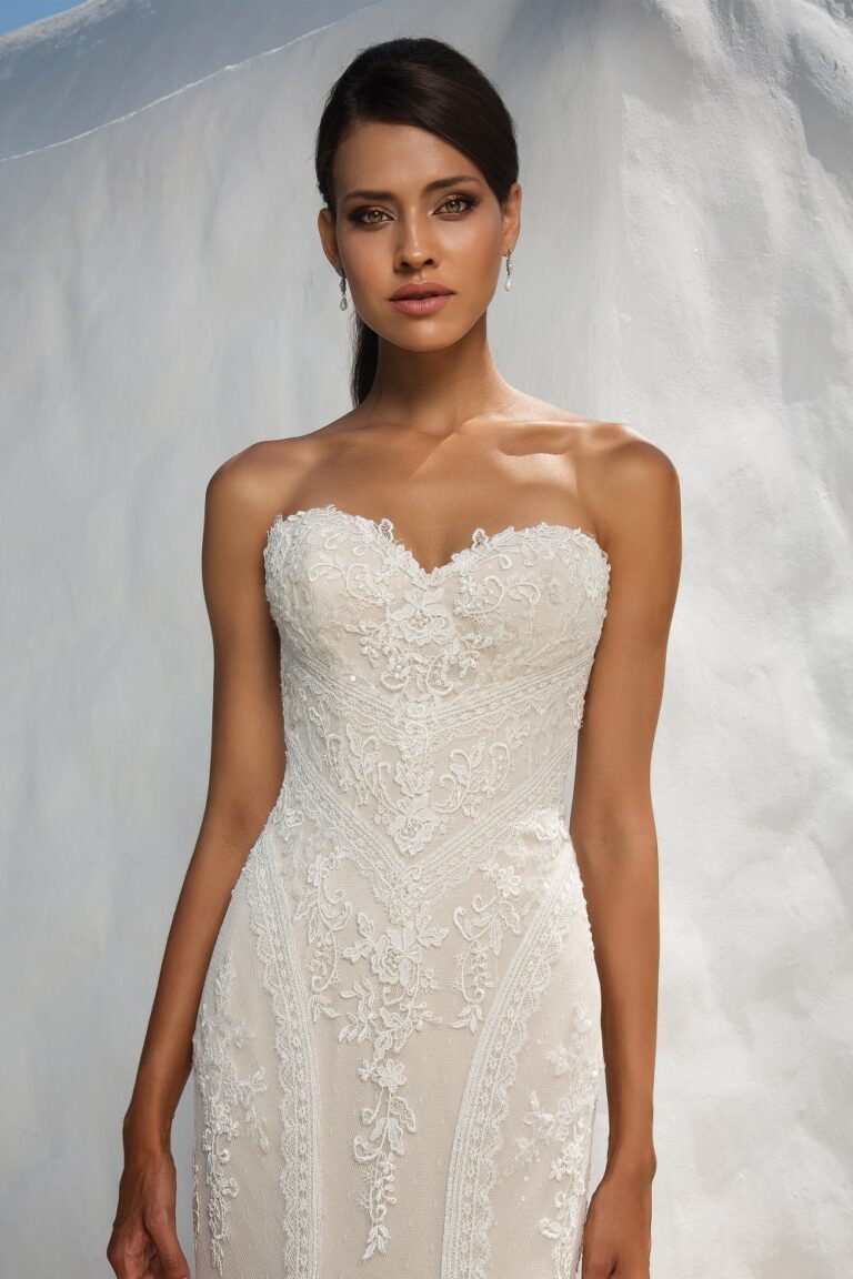 Sequined Lace Fit and Flare Wedding Dress - εικόνα 7