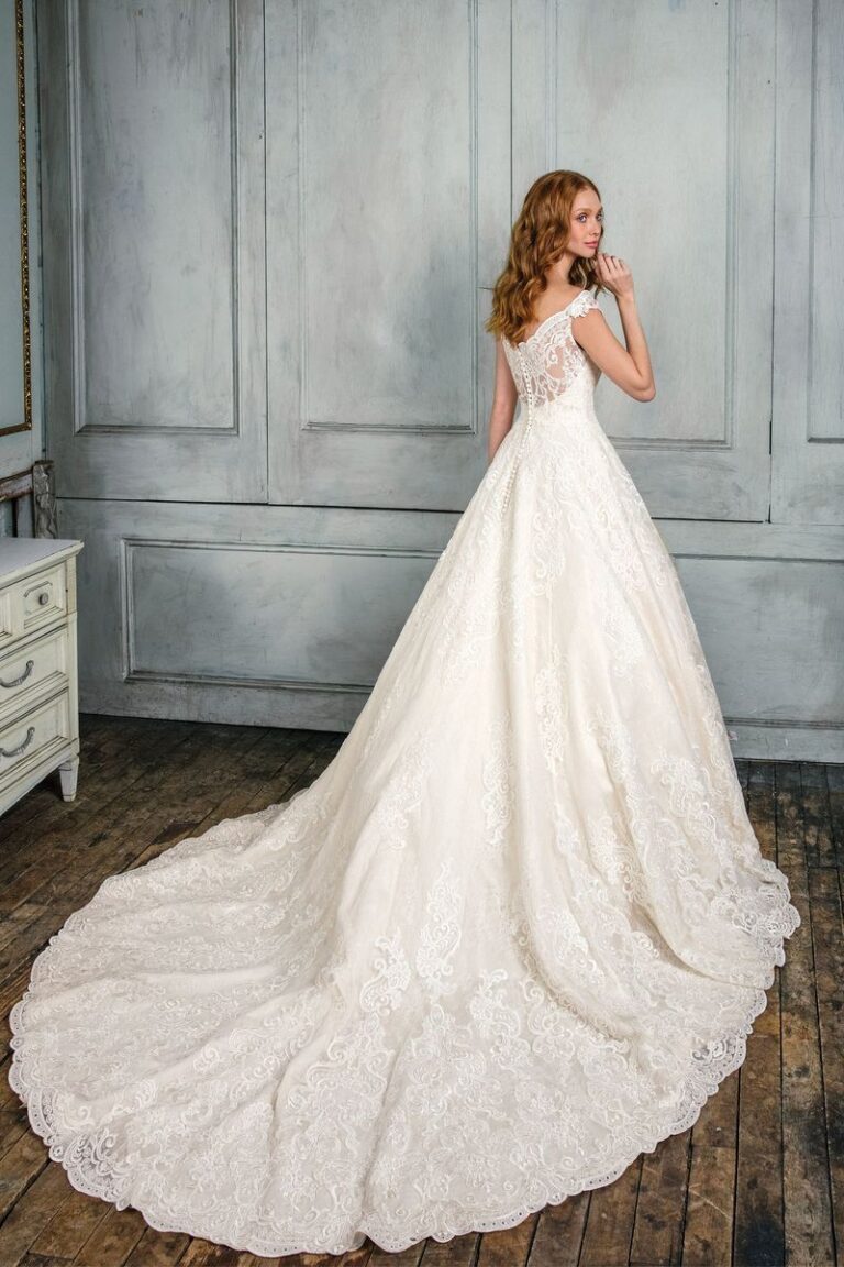 Allover Lace Off The Shoulder Ball Gown - εικόνα 3