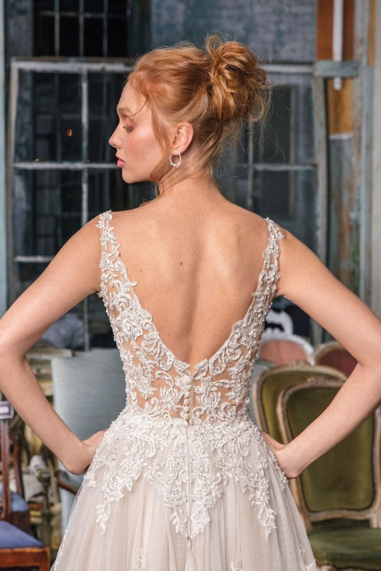 Illusion Beaded Lace Tea Length Layered Ball Gown - εικόνα 3