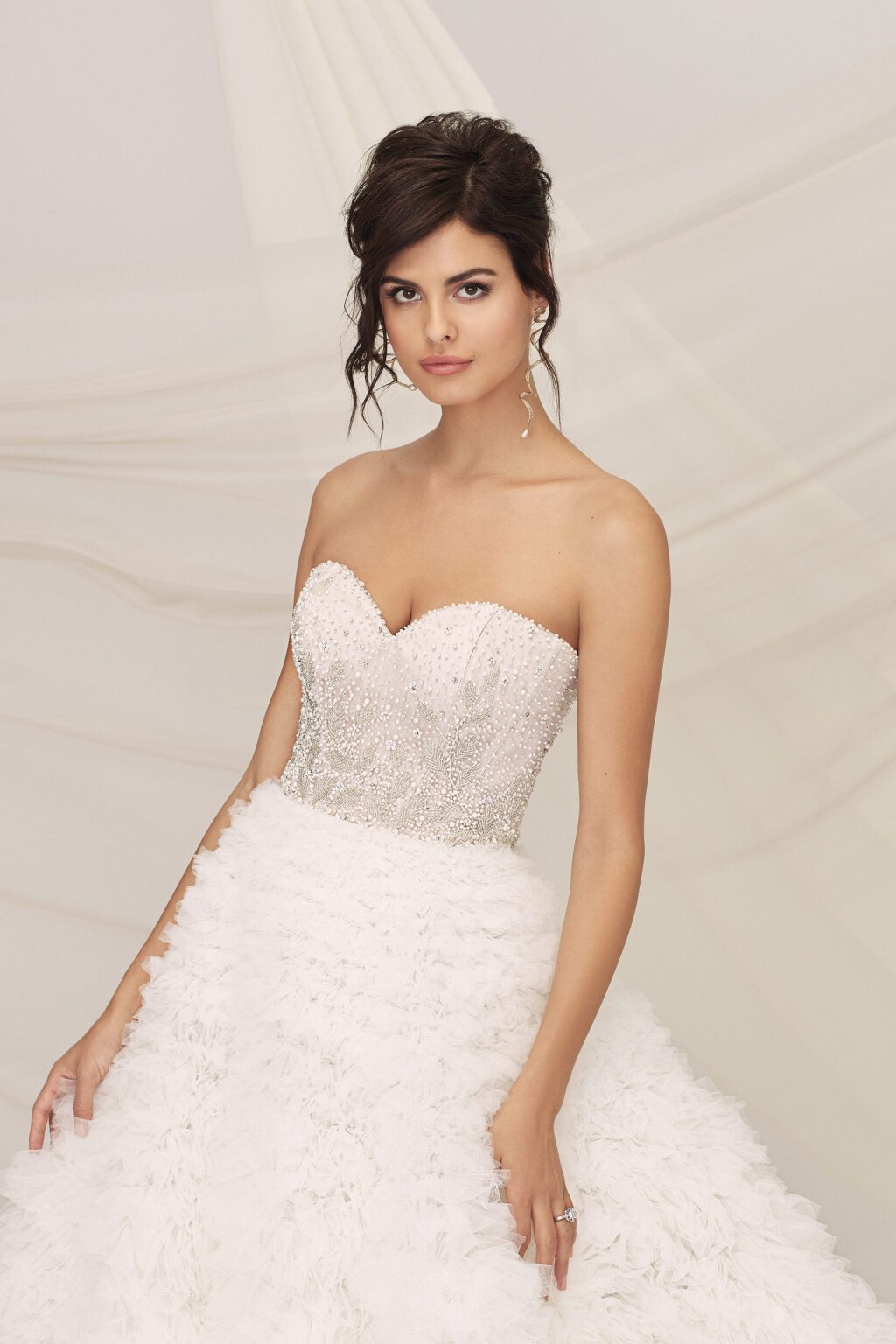Fully Ruched Tulle Skirt Ball Gown with Sweetheart Beaded Bodice - εικόνα 1