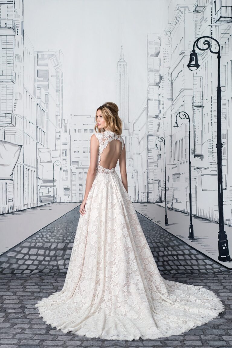 Lace Tea Length Ball Gown with Open Keyhole Back - εικόνα 4