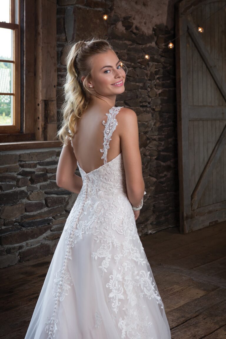 Sequined Lace A-Line Dress with Detachable Straps - εικόνα 4