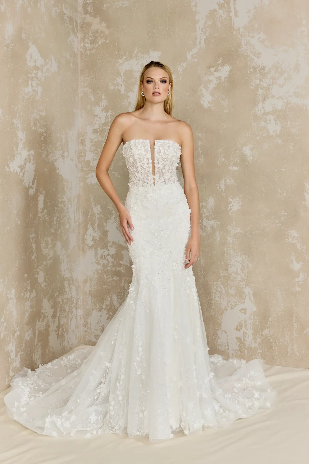 99325 - Glitter Tulle Fit and Flare με στράπλες με βαθύ ντεκολτέ με εγκοπή - εικόνα 1