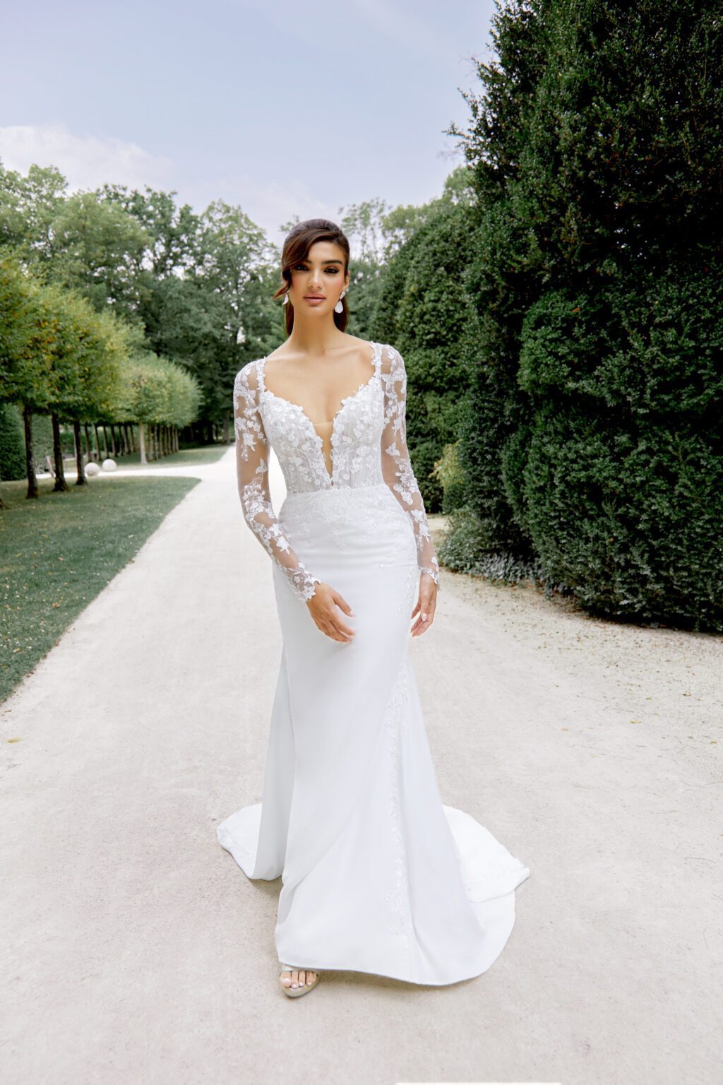 44514 - Stretch Crepe Fit and Flare με πτυχωτό μπούστο από τούλι και λεπτομέρεια από δαντέλα - εικόνα 1