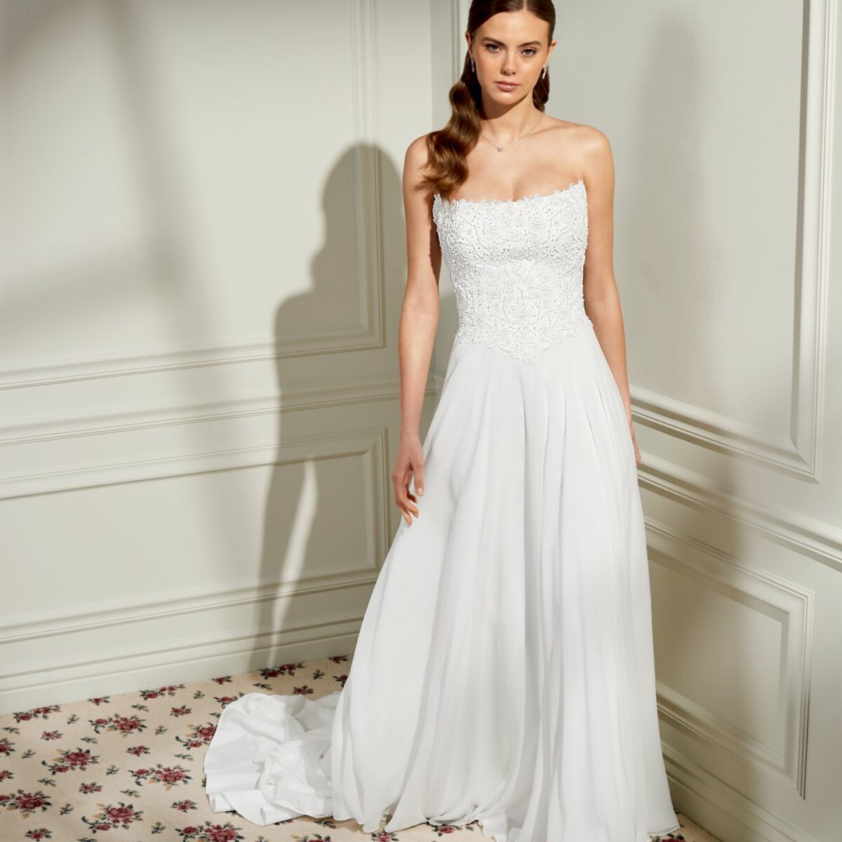 Penny 11468 - Chiffon A-Line νυφικό με Cat Eye λαιμόκοψη - μπροστινή όψη