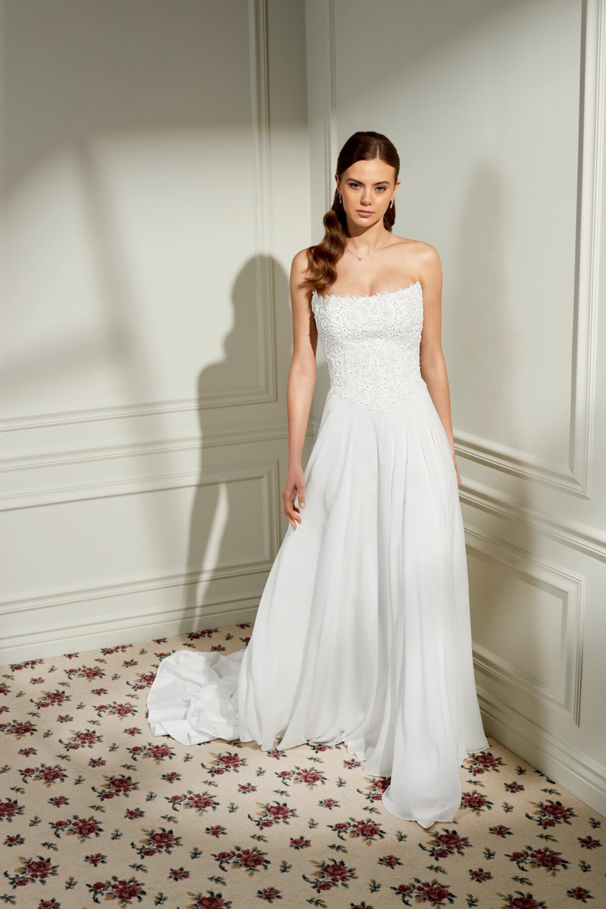 Penny 11468 - Chiffon A-Line νυφικό με Cat Eye λαιμόκοψη - μπροστινή όψη