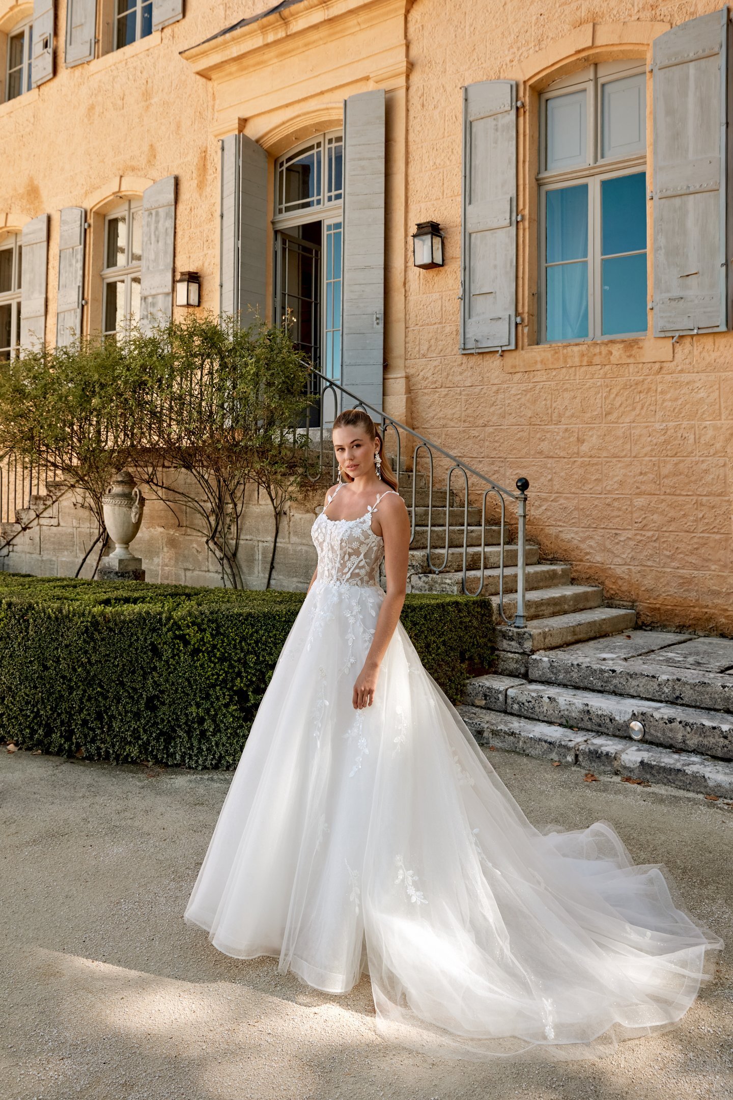 44573 Sincerity Bridal A-Line floral lace νυφικό - δεύτερη μπροστινή ολόσωμη όψη