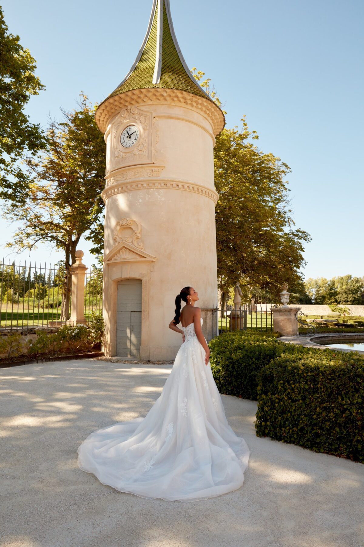44593 Sincerity Bridal - πίσω ολόσωμη όψη και bridal ουρά