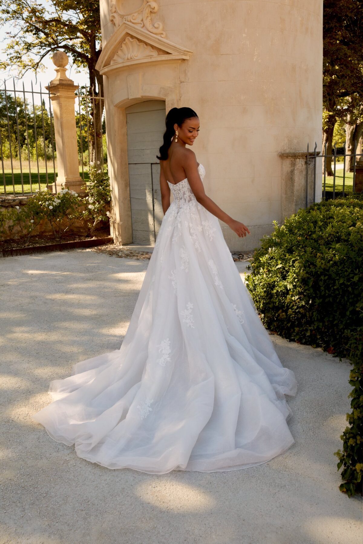 44593 Sincerity Bridal - δεύτερη πίσω ολόσωμη όψη