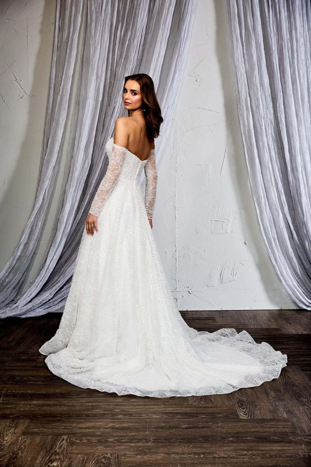 55295 - A-Line Νυφικό με Sparkling Chantilly Lace, Basque Μέση & Πέρλες - εικόνα 4